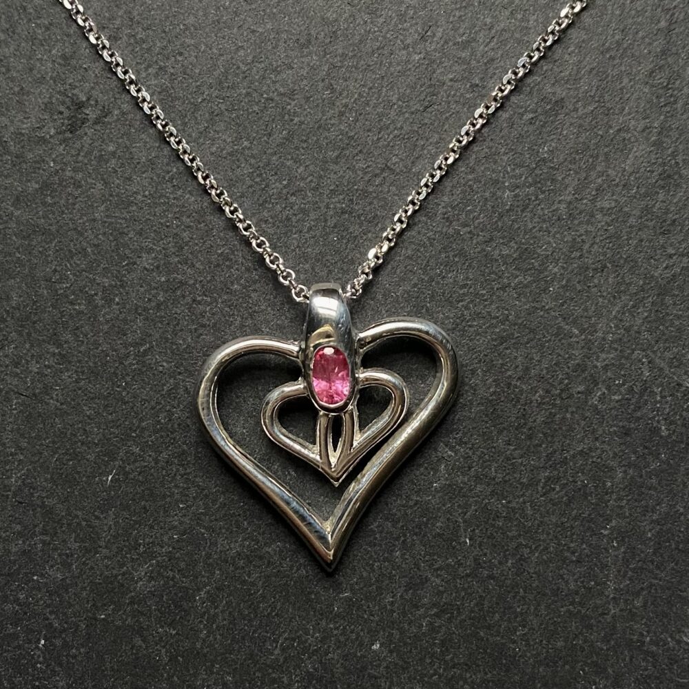 Vulvaheart Pendant Small